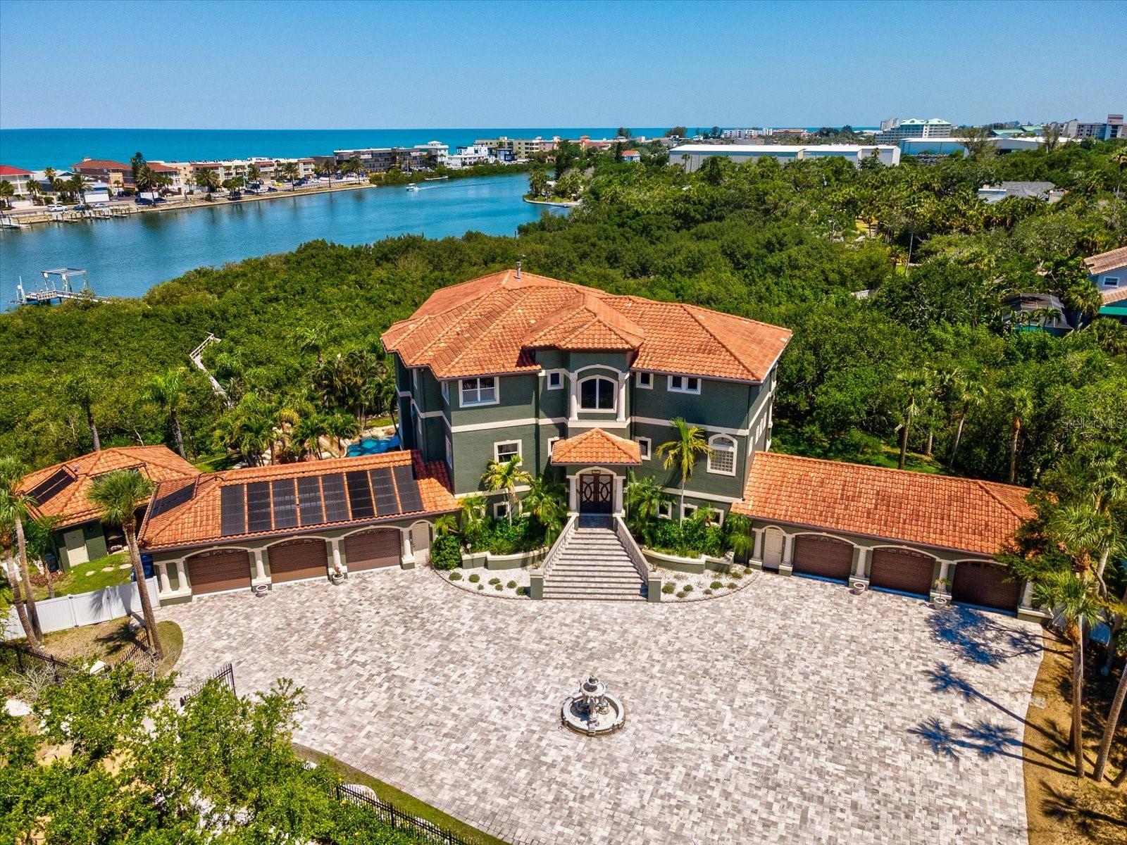 INDIAN ROCKS - Residential