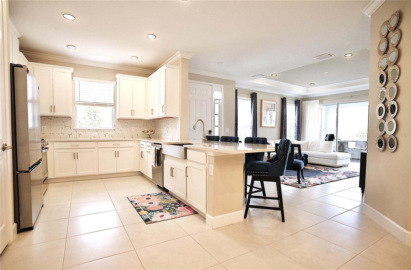 AZARIO ESPLANADE - Residential