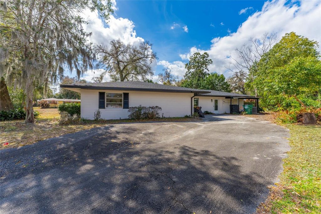 Photo of 715 Eastover Circle, Deland, FL 32724 (MLS # S5144442)