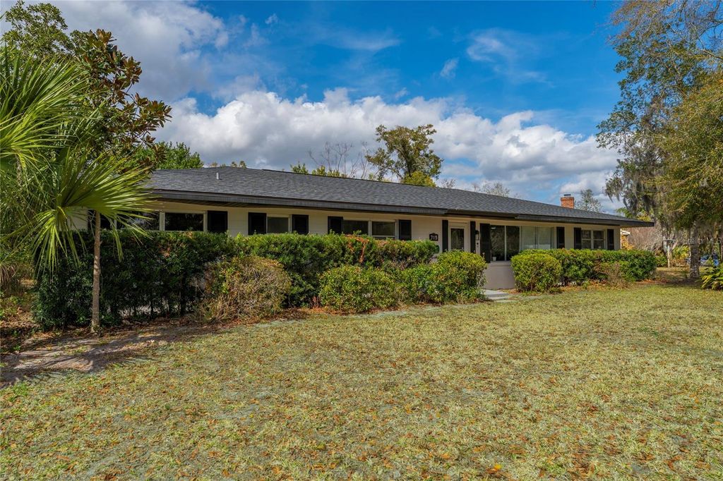 Photo of 715 Eastover Circle, Deland, FL 32724 (MLS # S5144442)