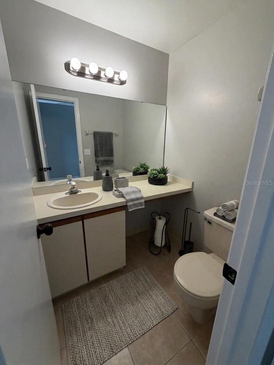 BVL LAKEPOINTE TWNHMS - Residential