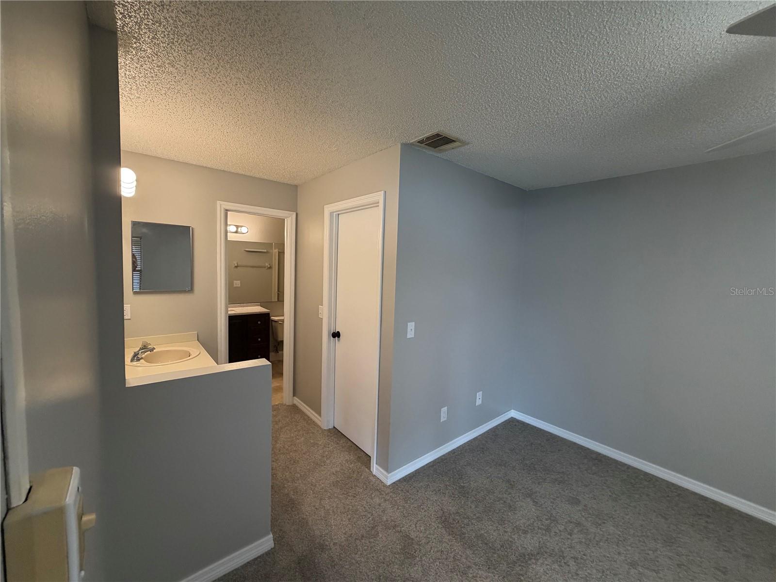 BVL LAKEPOINTE TWNHMS - Residential