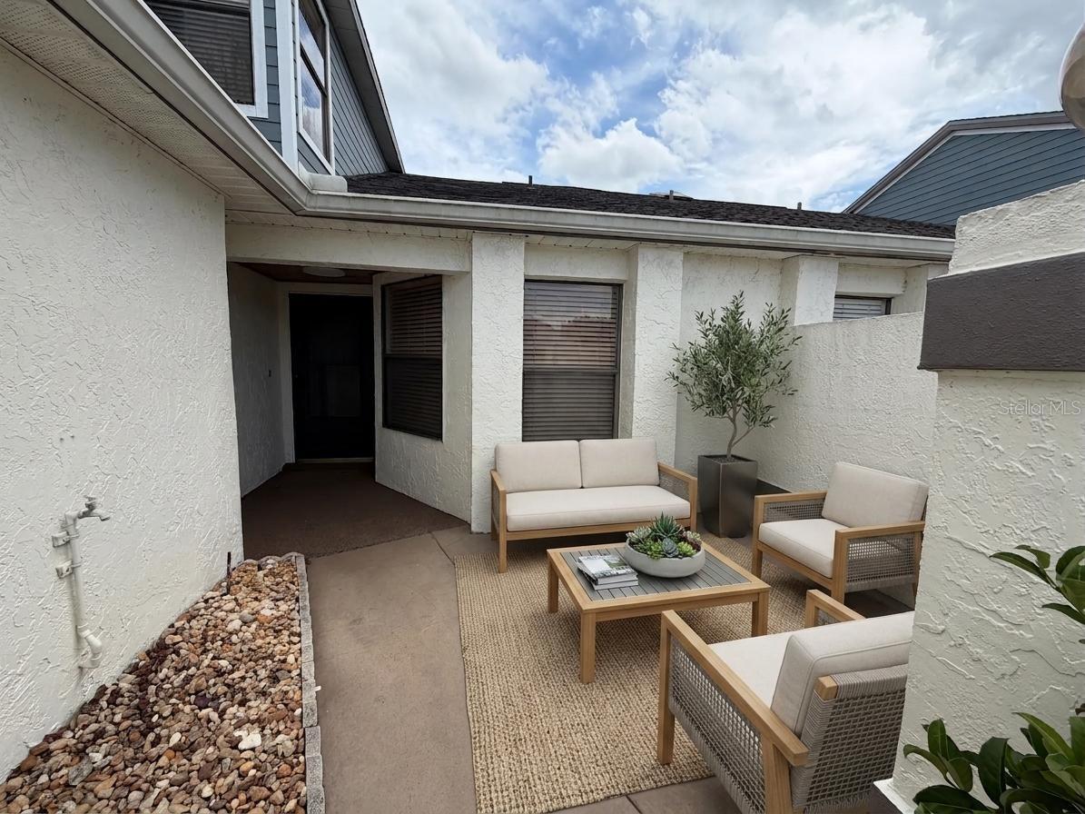 BVL LAKEPOINTE TWNHMS - Residential