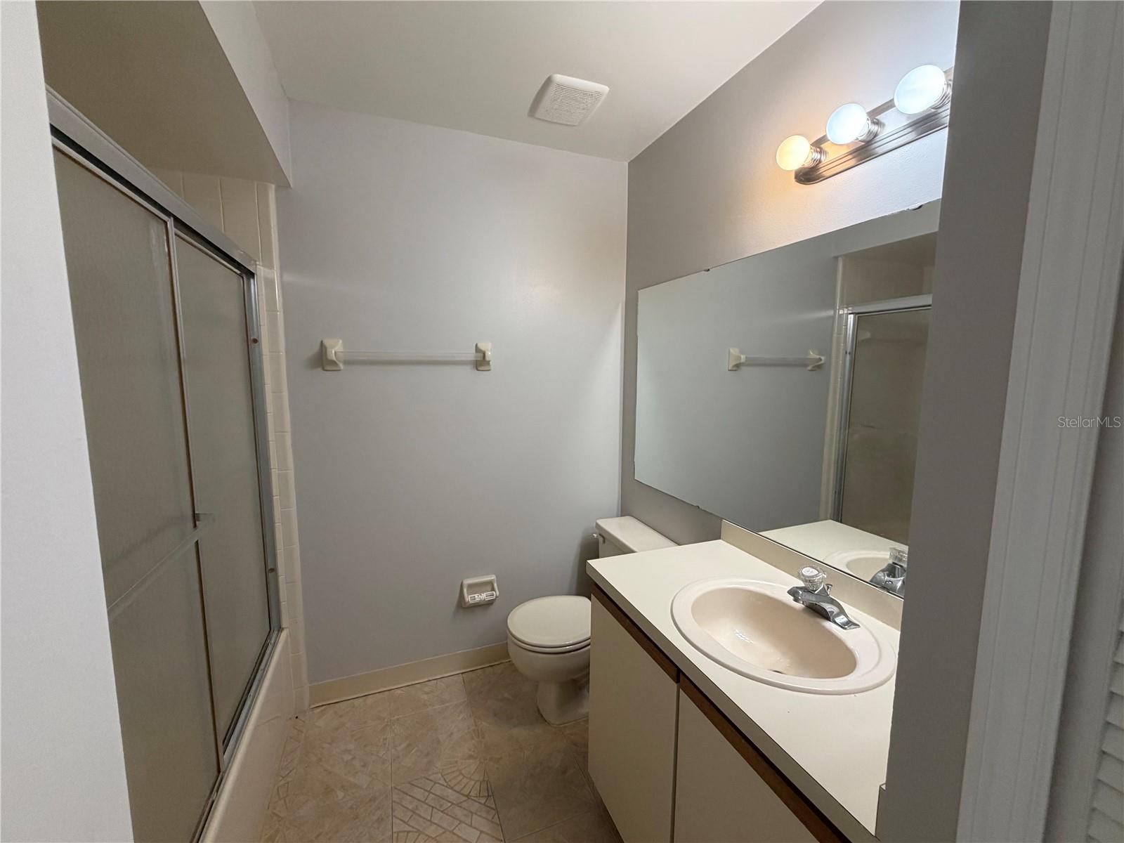 BVL LAKEPOINTE TWNHMS - Residential