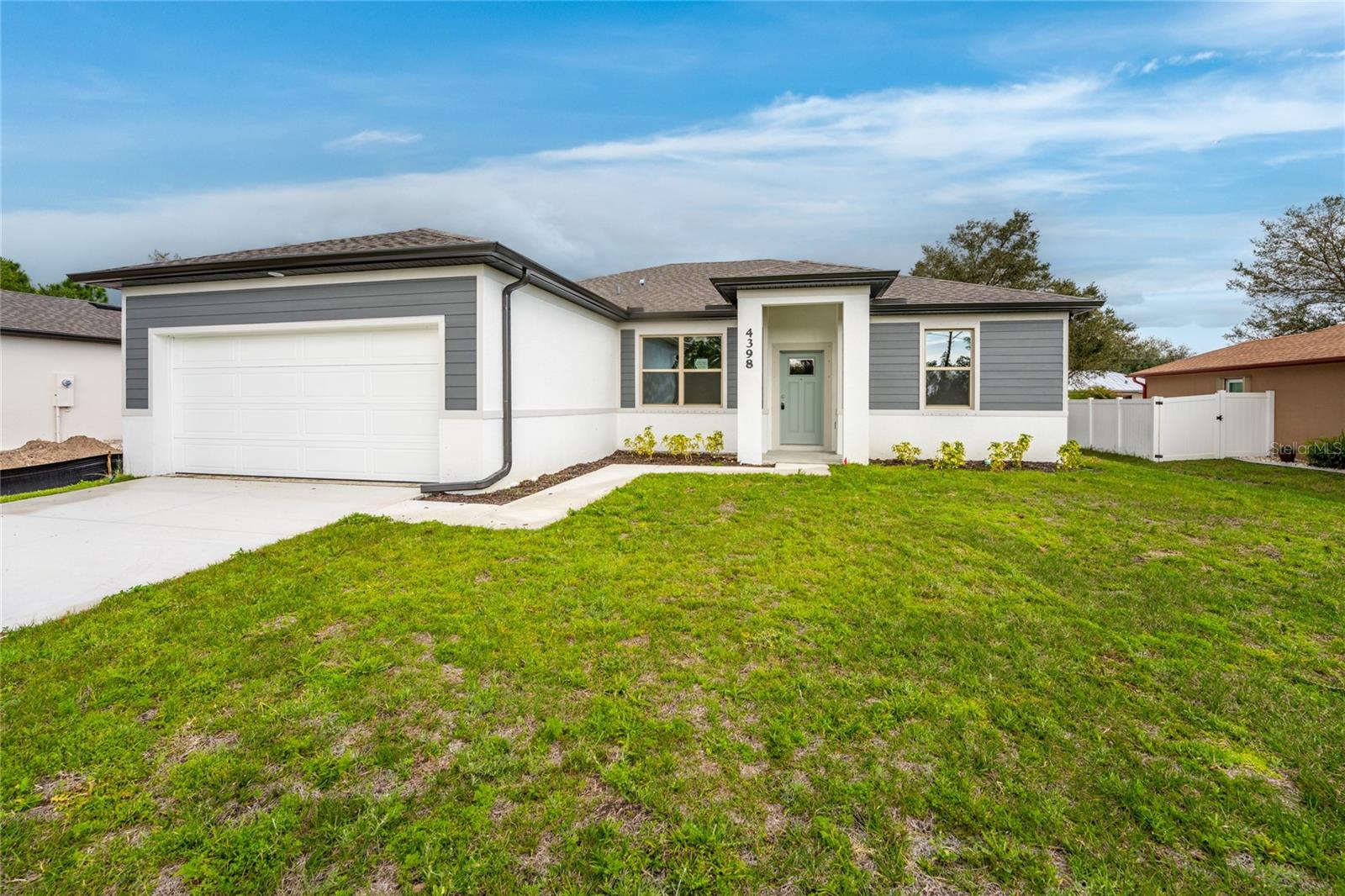 1581 - PORT CHARLOTTE SUB 27 - Residential