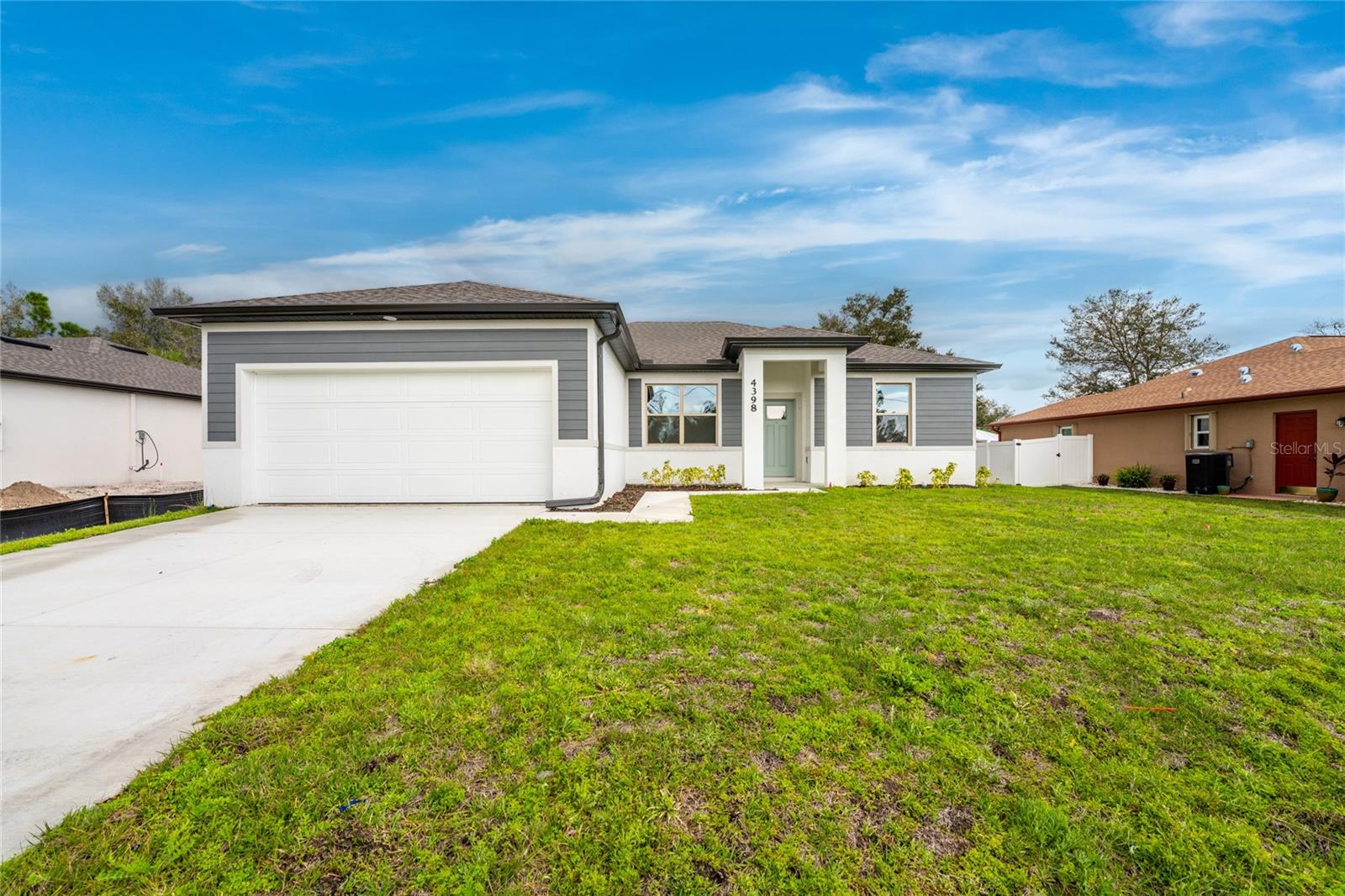 1581 - PORT CHARLOTTE SUB 27 - Residential