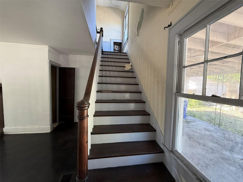 Photo of 1201 Oakhill Street, Lakeland, FL 33815 (MLS # L4957820)