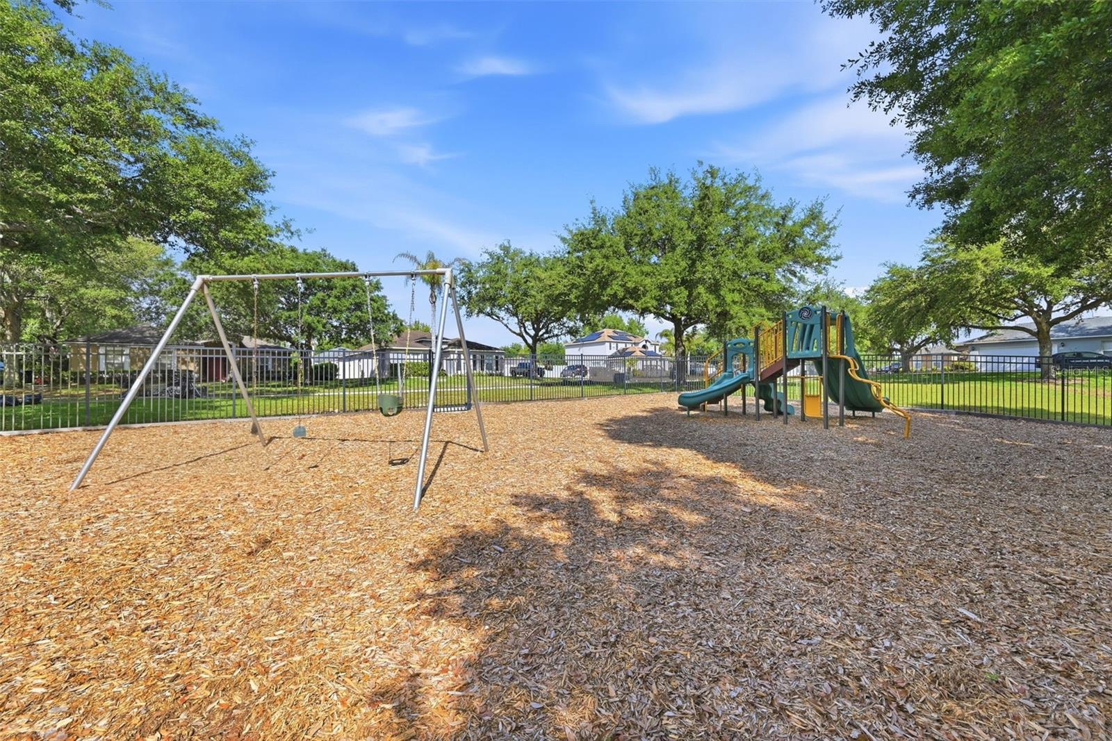 EMERALD COVE PH 02 - Residential