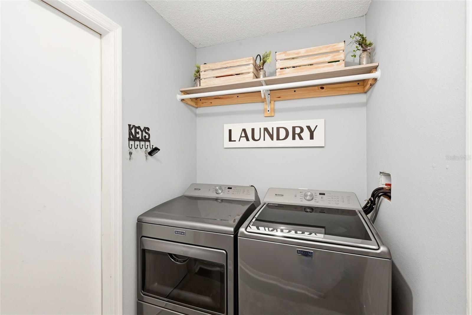 EMERALD COVE PH 02 - Residential