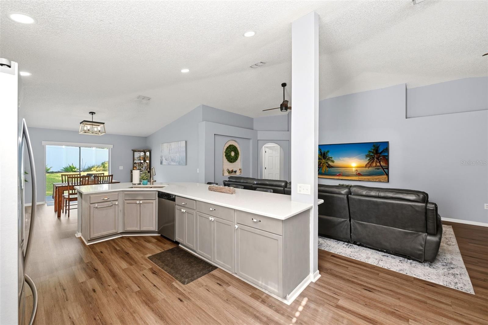 EMERALD COVE PH 02 - Residential