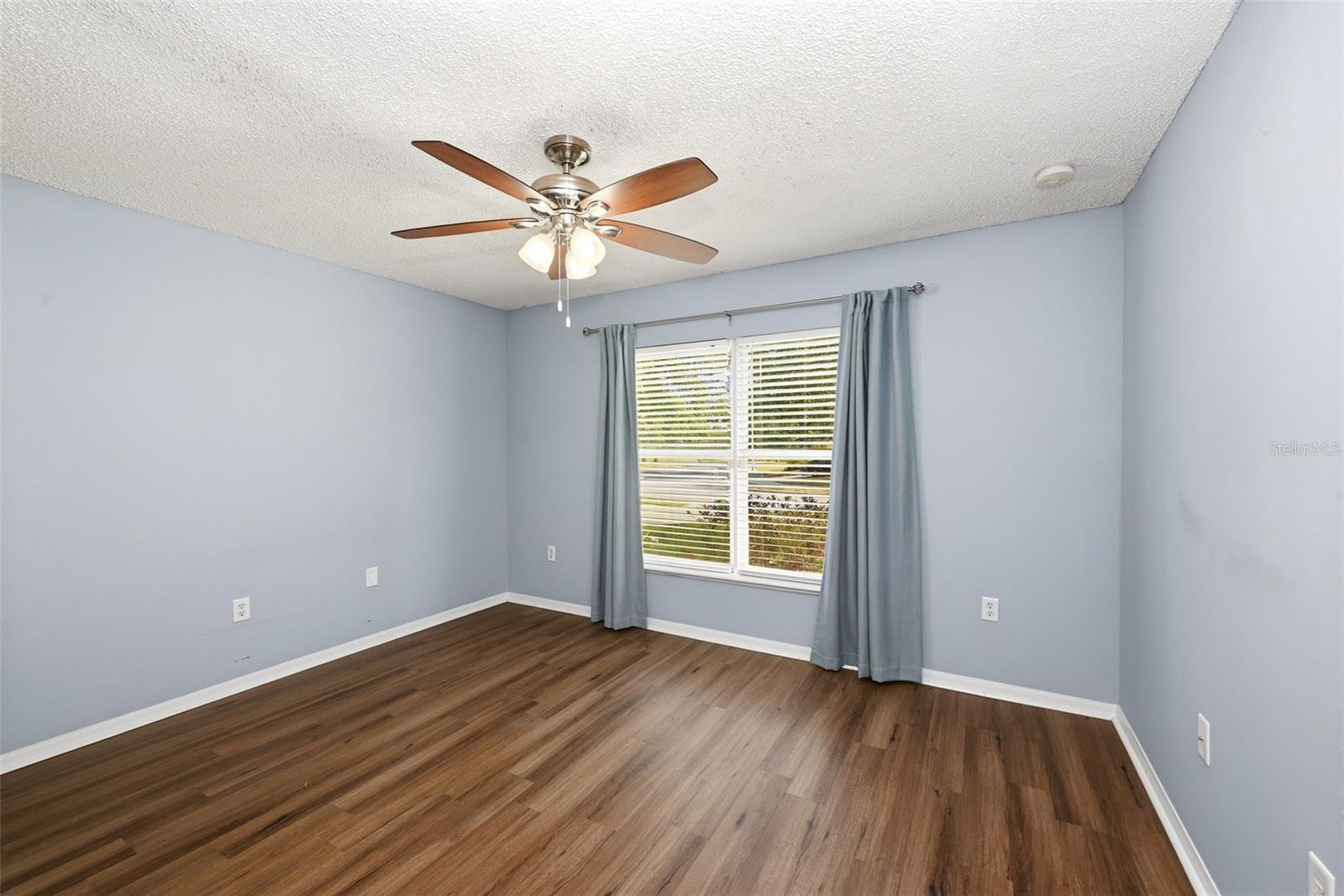 EMERALD COVE PH 02 - Residential