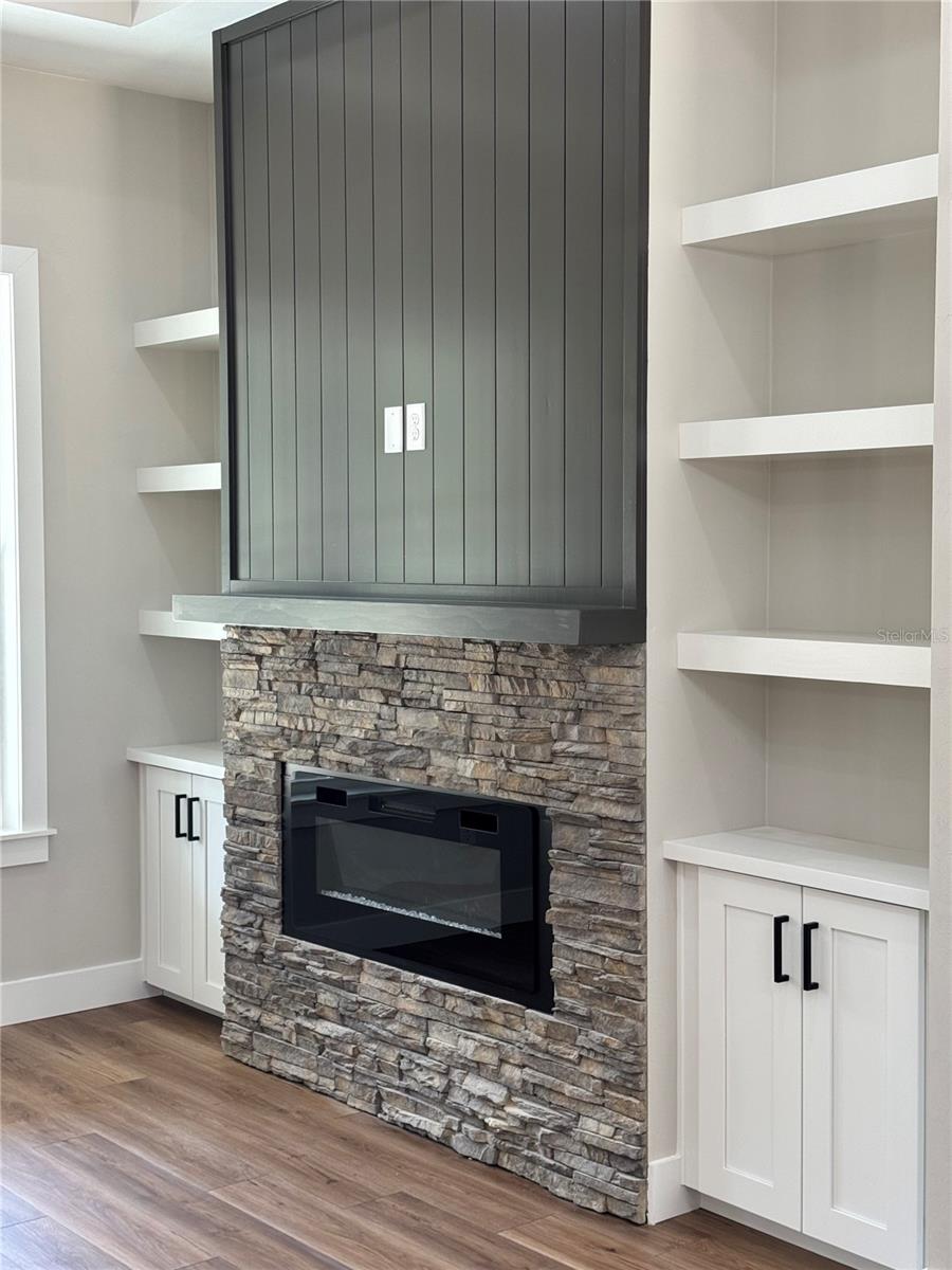 SPANISH TRACE - Residential