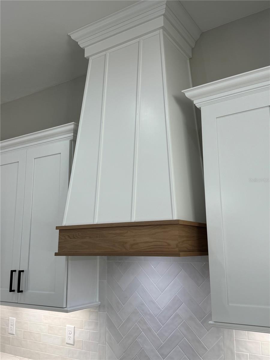 SPANISH TRACE - Residential