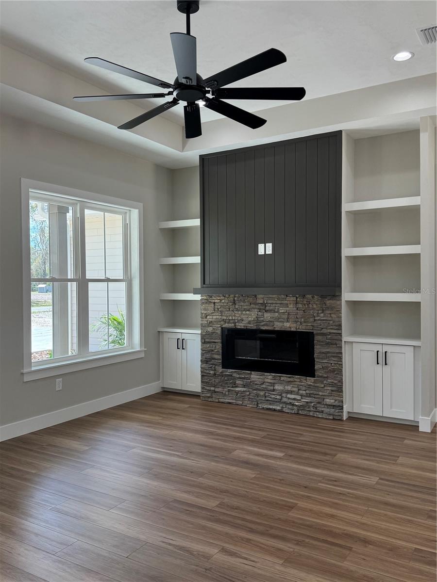 SPANISH TRACE - Residential