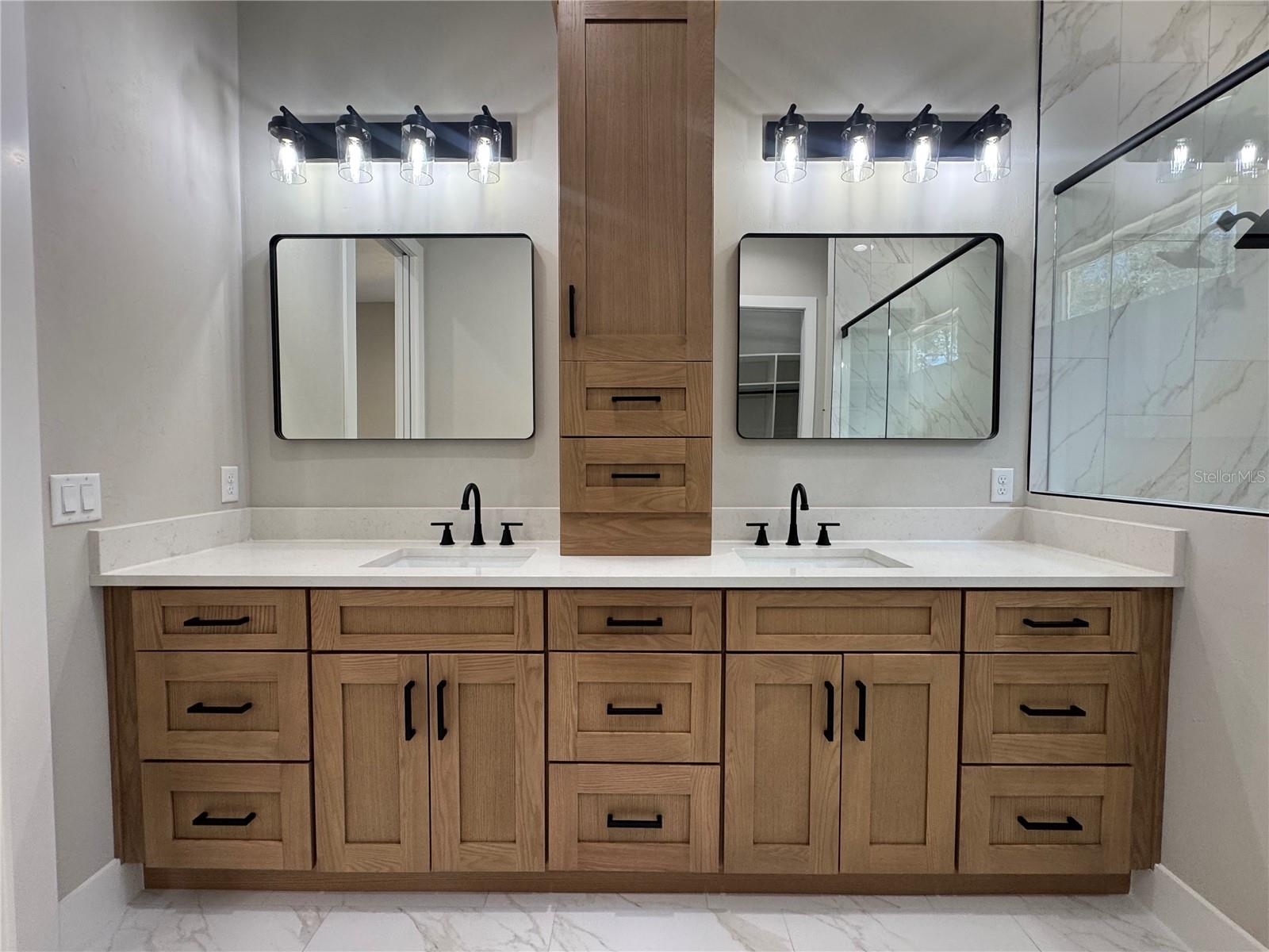 SPANISH TRACE - Residential