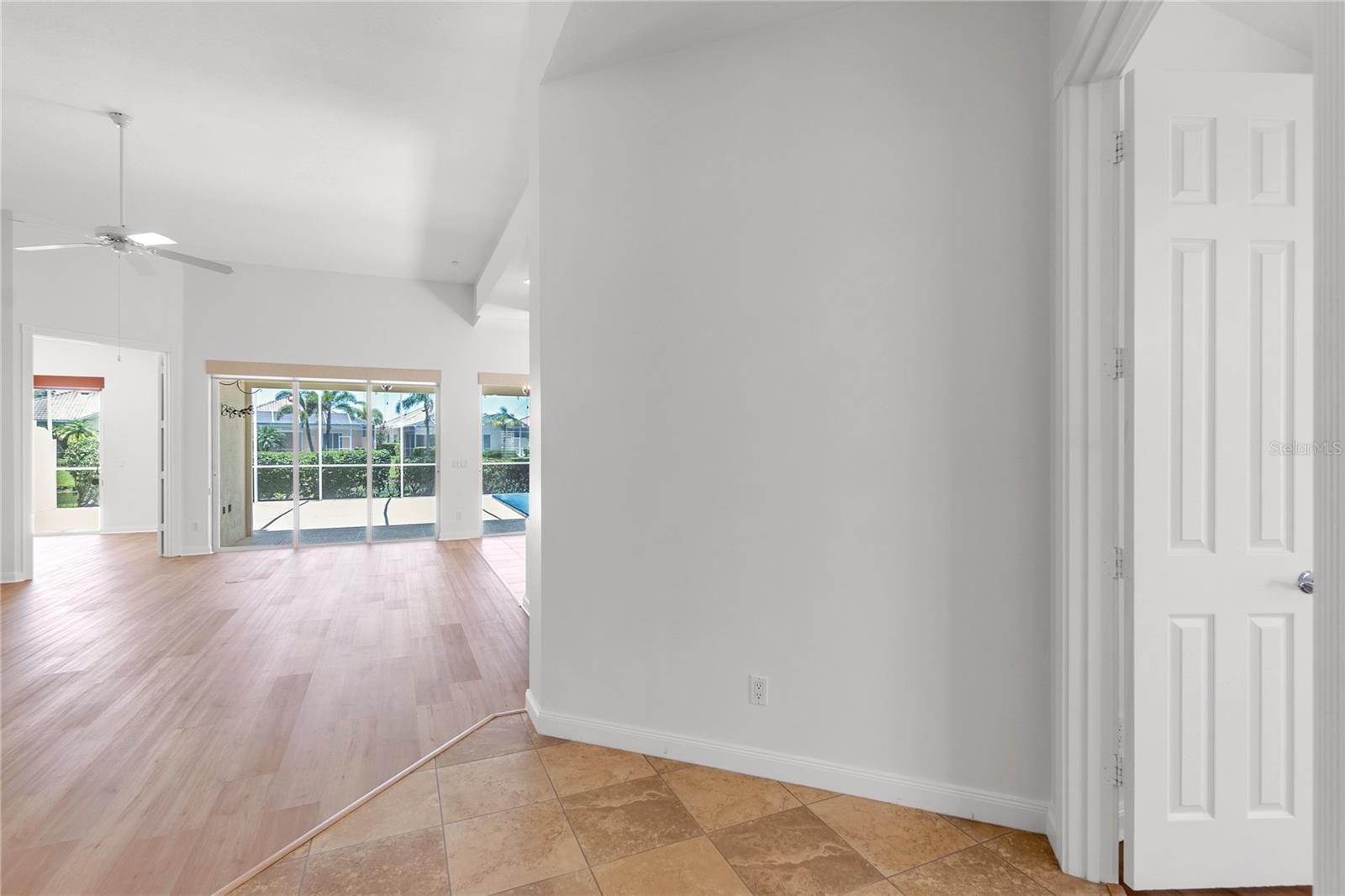 VILLAGEWALK - Residential