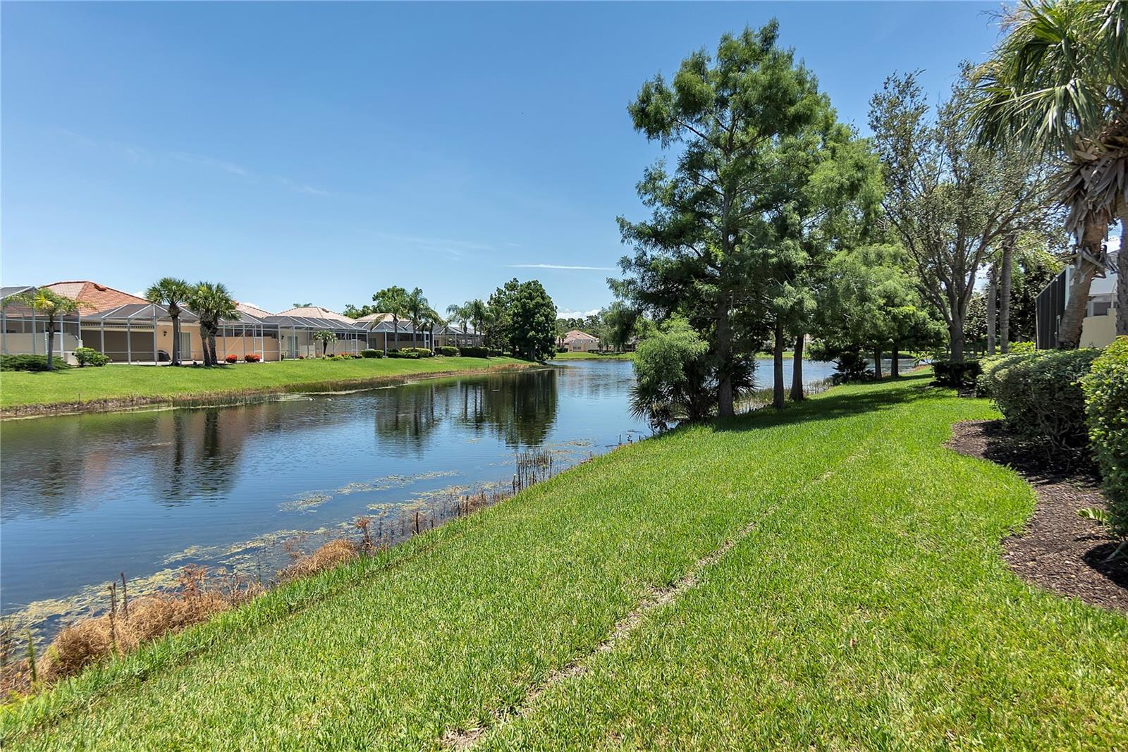 VILLAGEWALK - Residential