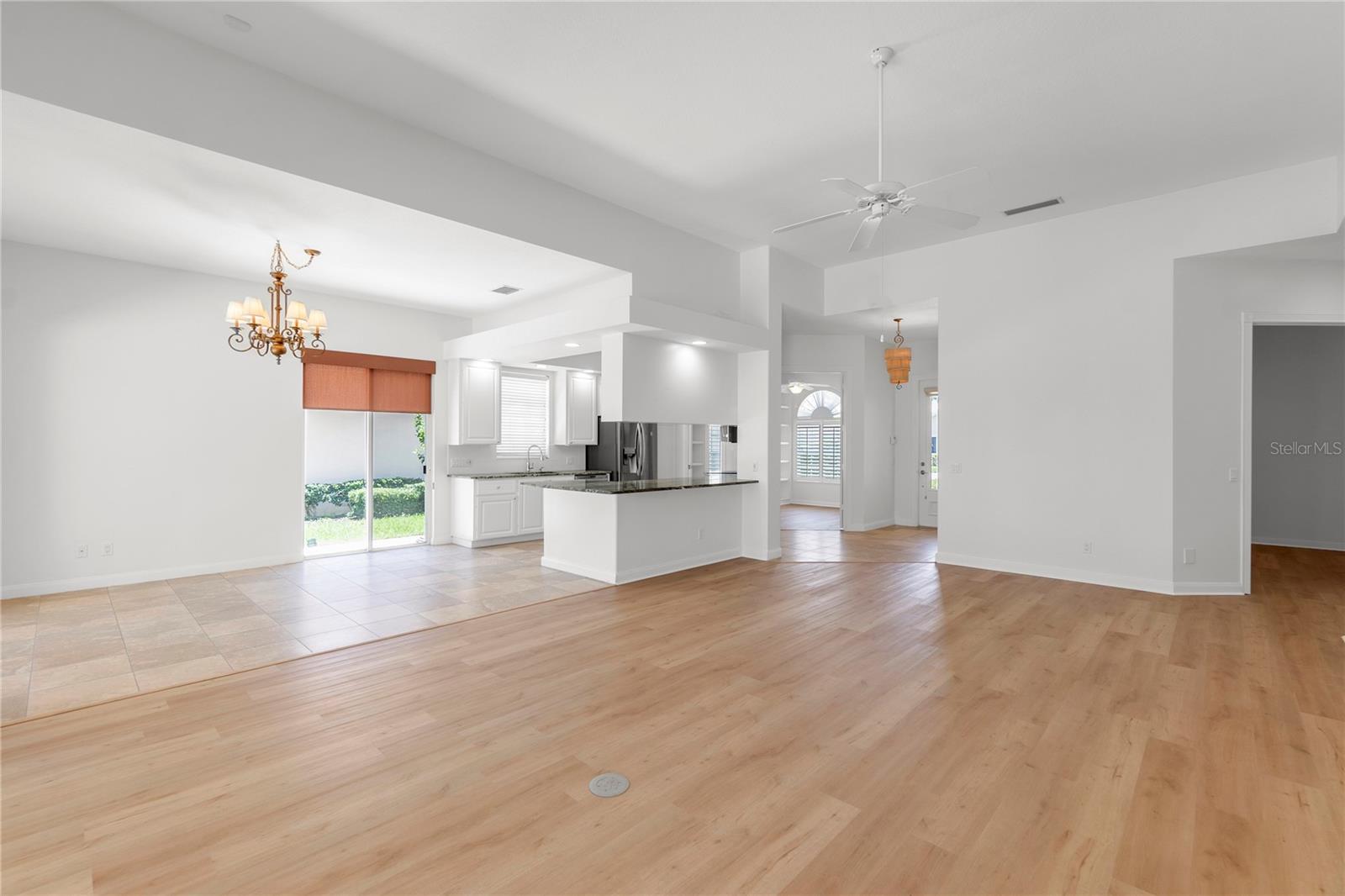 VILLAGEWALK - Residential
