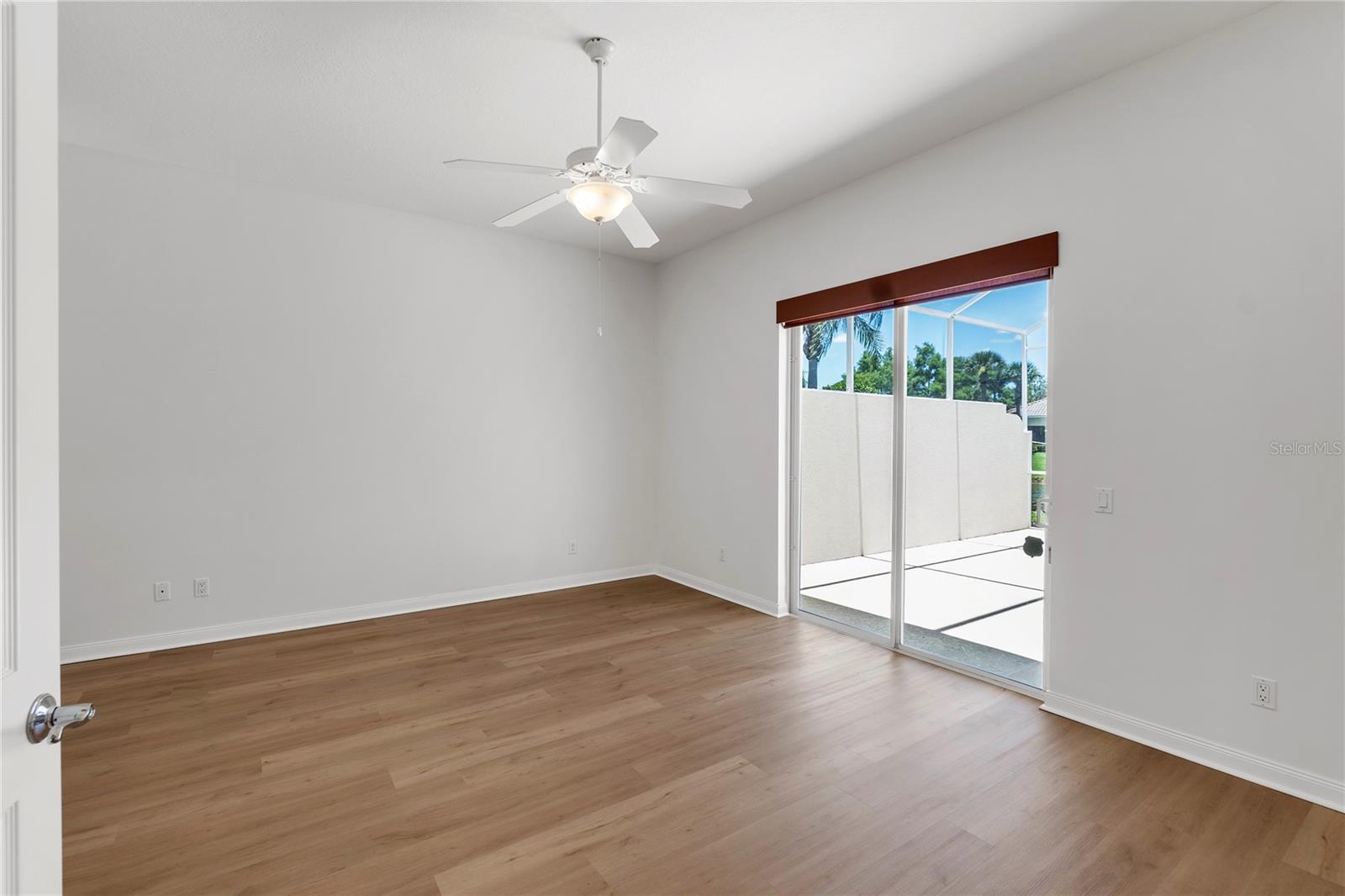 VILLAGEWALK - Residential