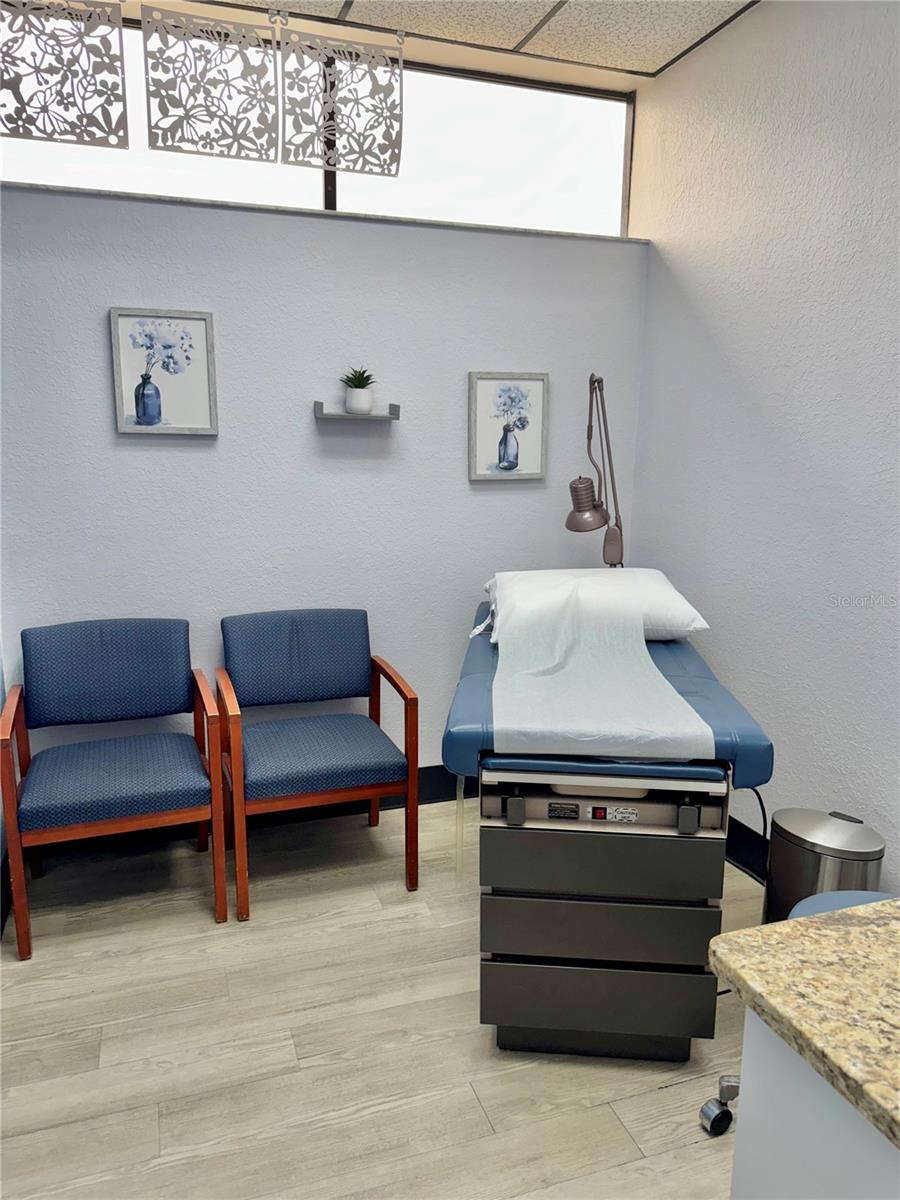 SUN N LAKE - Commercial Sale