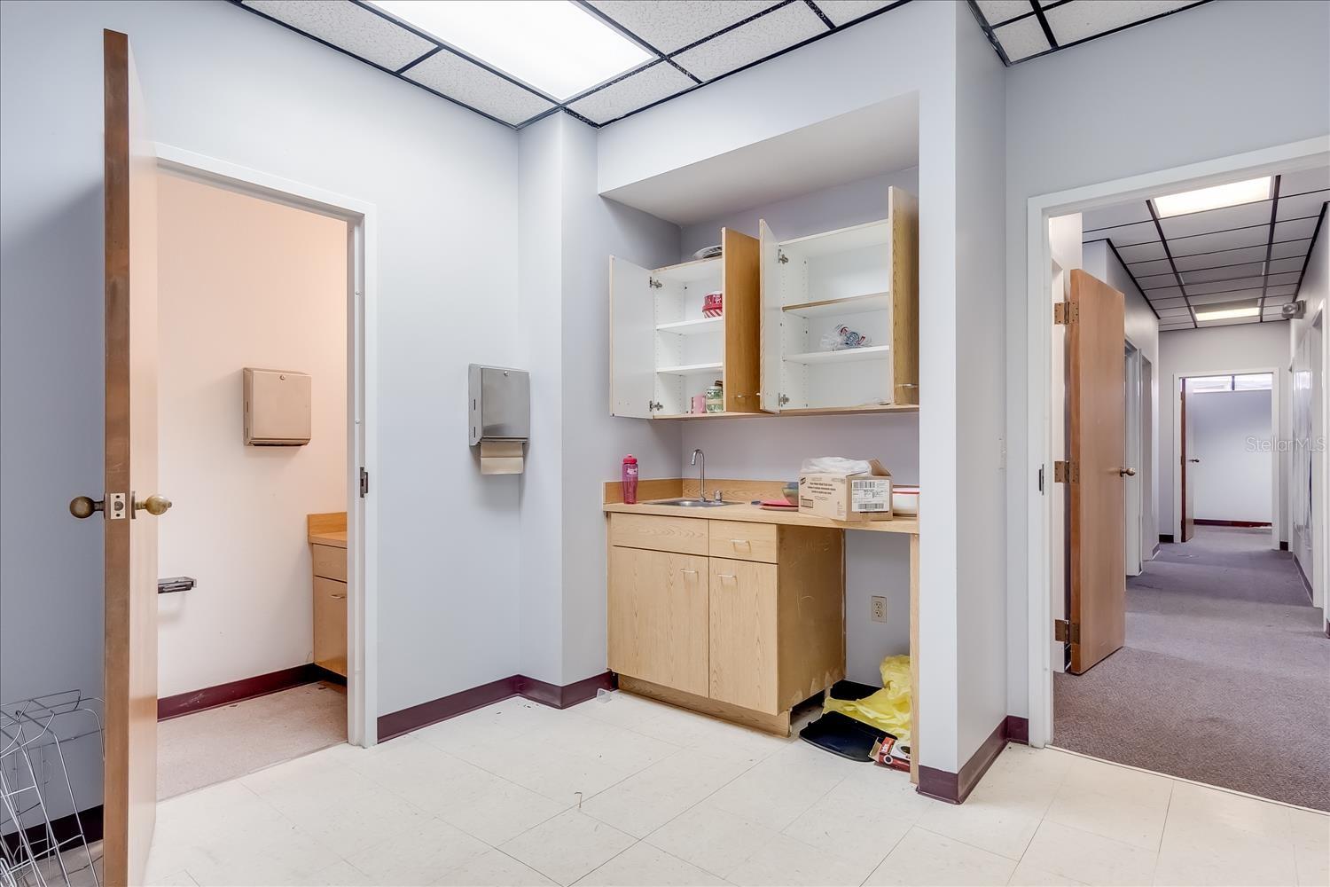 SUN N LAKE - Commercial Sale