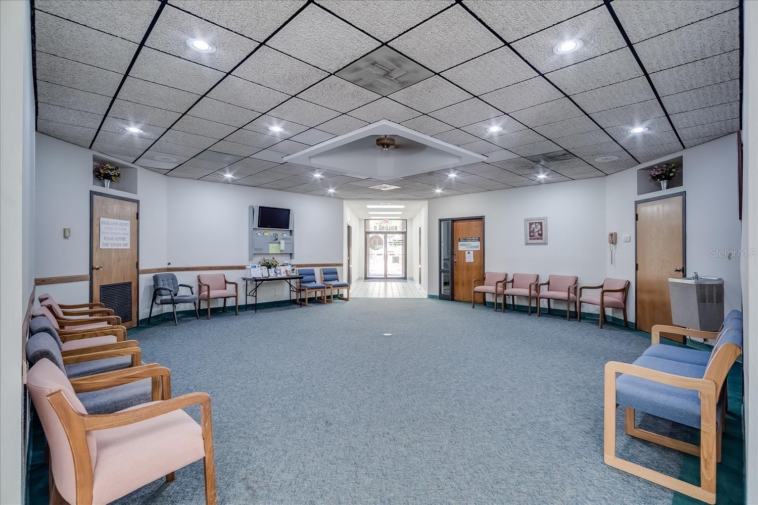 SUN N LAKE - Commercial Sale