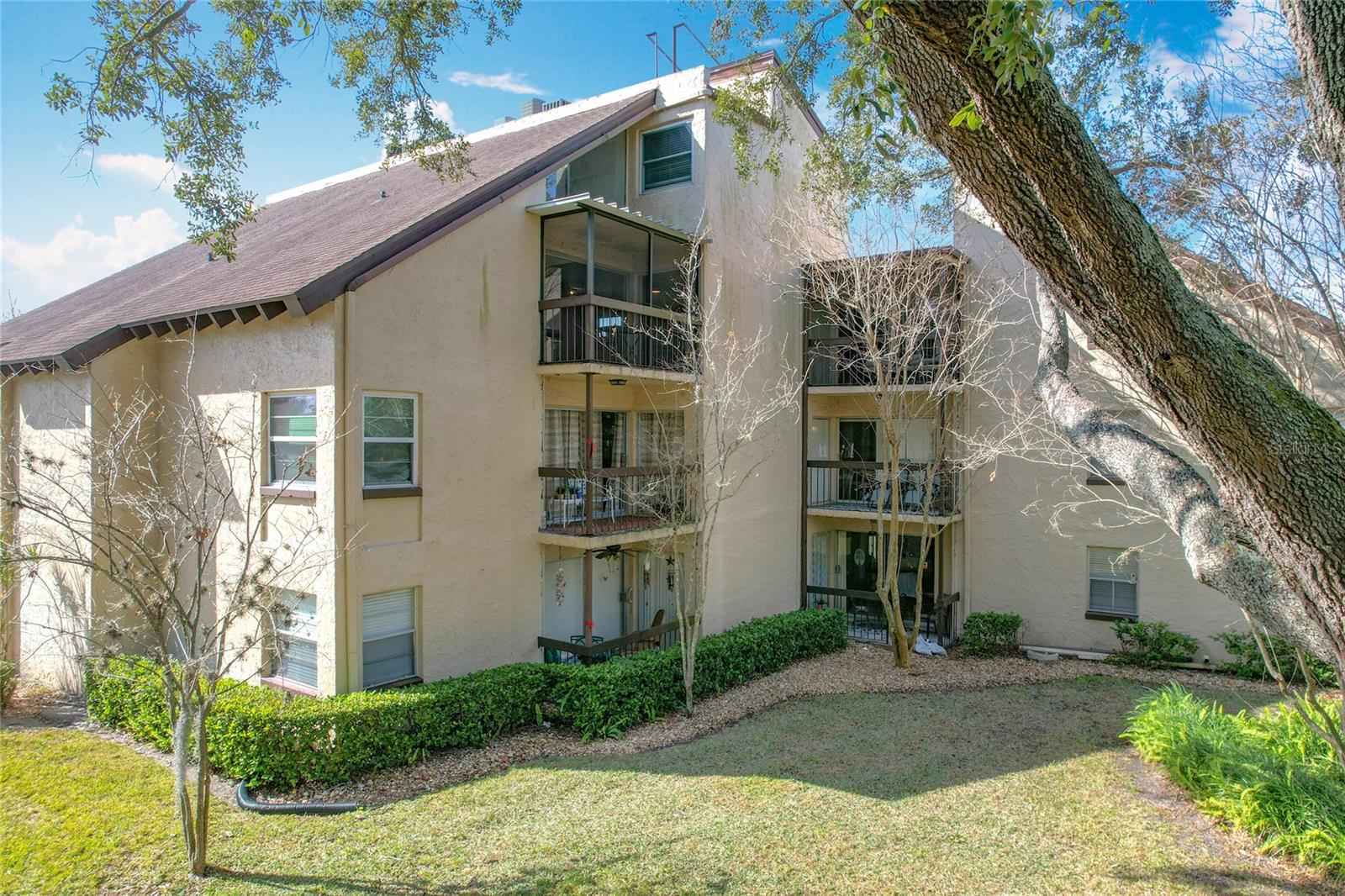 Take a look at this UNIQUE CONDO!!!, 2-bedroom, 1.5-bath condo located in the lovely Kimberlea community. You will enjoy a maintenance-free lifestyle in this MOVE IN READY two-story unit this is what they call the penthouses at Kimberlea. Downstairs, you will find the open living area, 1/2 bath, kitchen, and dining area that leads to the quiet and shaded screened lanai. A perfect place to relax! The kitchen has a breakfast bar and all newer appliances, granite countertops & backsplash. New flooring for easy care and beautiful vaulted ceilings. Upstairs, you will find two ample-sized bedrooms with a walk-in closet and a full bath, ceiling fans, and LOTS of closet storage space. This community has a large pool, tennis courts, shuffleboard, and recreational facility and offers covered parking. Good location minutes from downtown, the main road, and shopping areas. Don't let this one get away!! CALL TODAY FOR AN APPOINTMENT.
