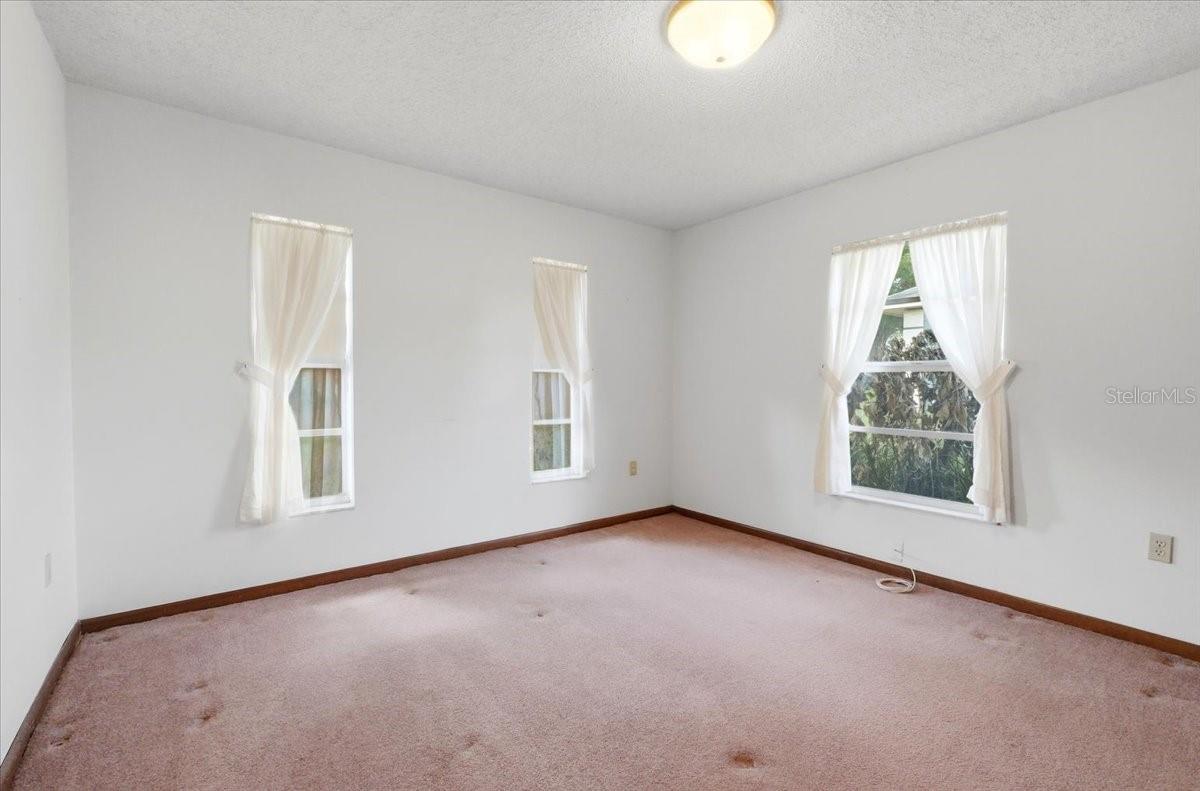 W F HALLAM & COS FARMING & TRUCKING LANDS - Residential