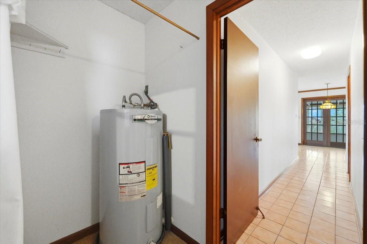 W F HALLAM & COS FARMING & TRUCKING LANDS - Residential