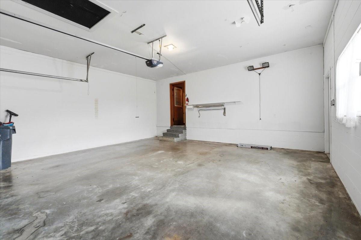 W F HALLAM & COS FARMING & TRUCKING LANDS - Residential