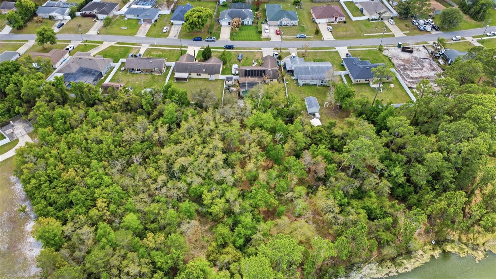 DELTONA LAKES UNIT 07 - Residential