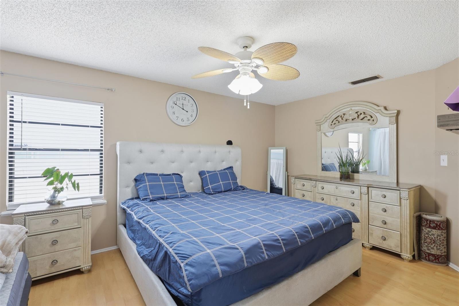 DELTONA LAKES UNIT 07 - Residential