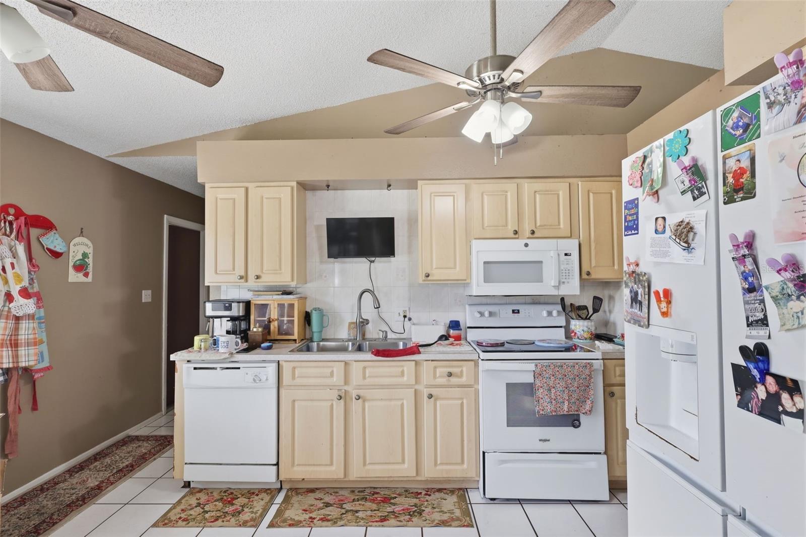 DELTONA LAKES UNIT 07 - Residential