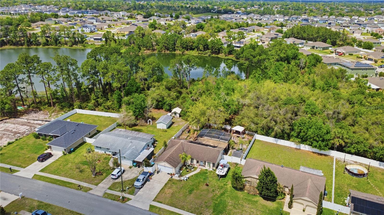 DELTONA LAKES UNIT 07 - Residential
