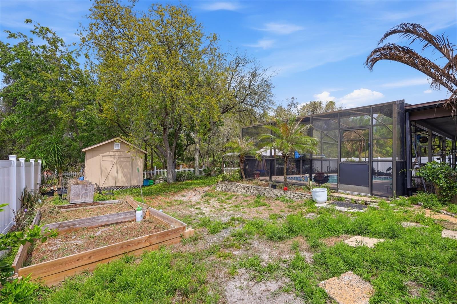 DELTONA LAKES UNIT 07 - Residential