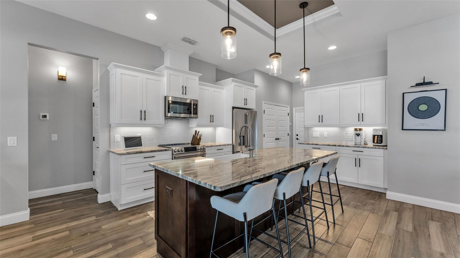 LAKESIDE HERITAGE PH 2 - Residential