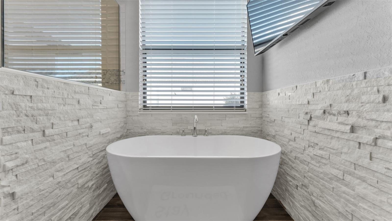 LAKESIDE HERITAGE PH 2 - Residential