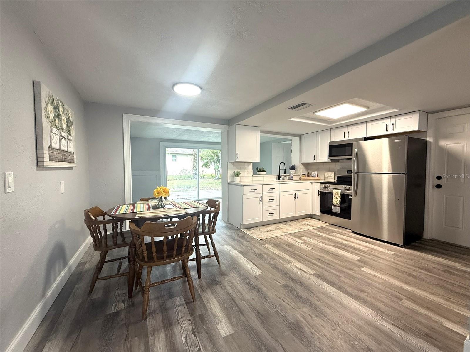 HOLIDAY HILL - Residential