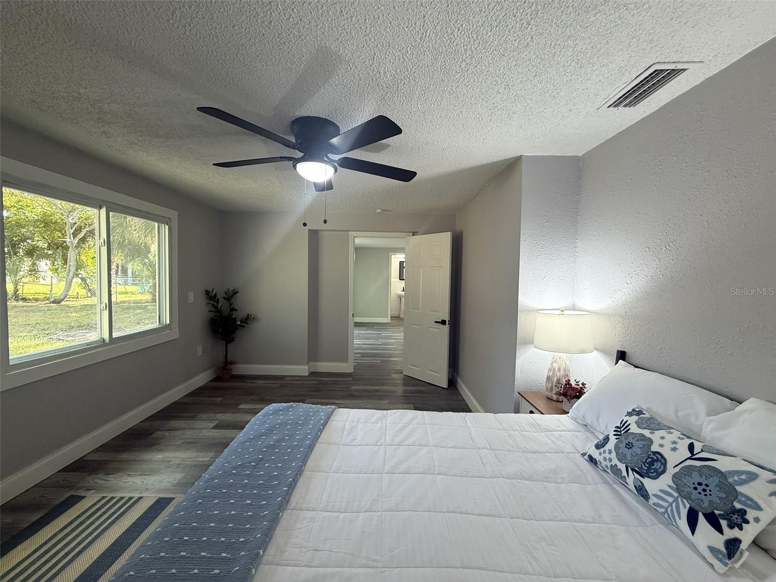 HOLIDAY HILL - Residential