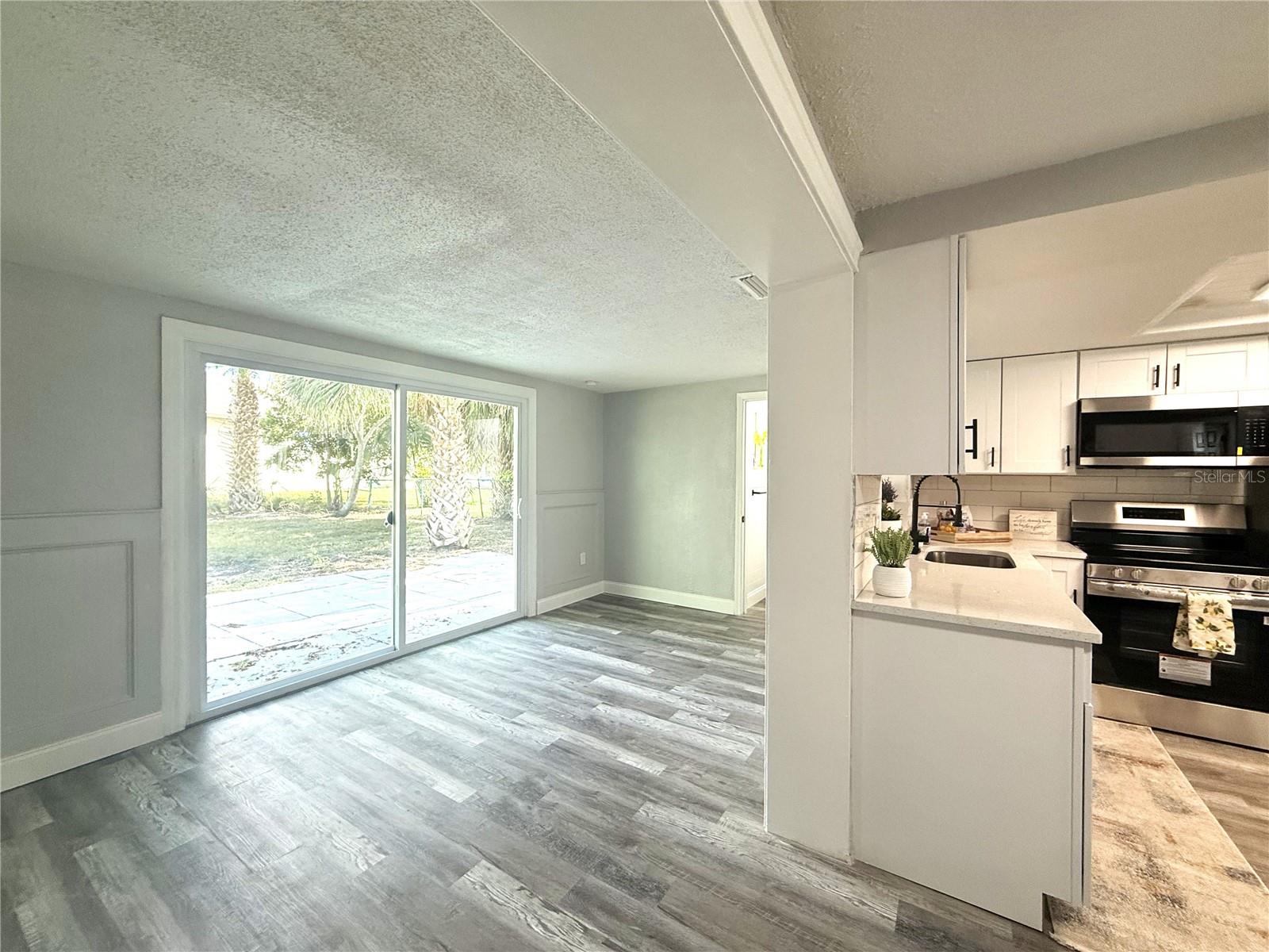 HOLIDAY HILL - Residential