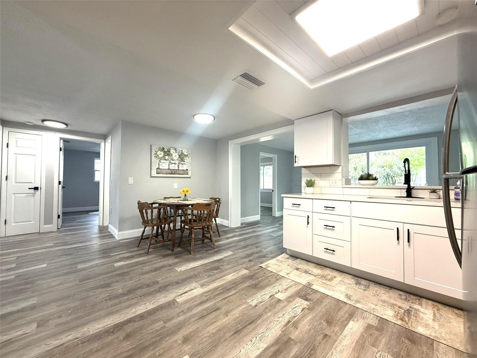 HOLIDAY HILL - Residential