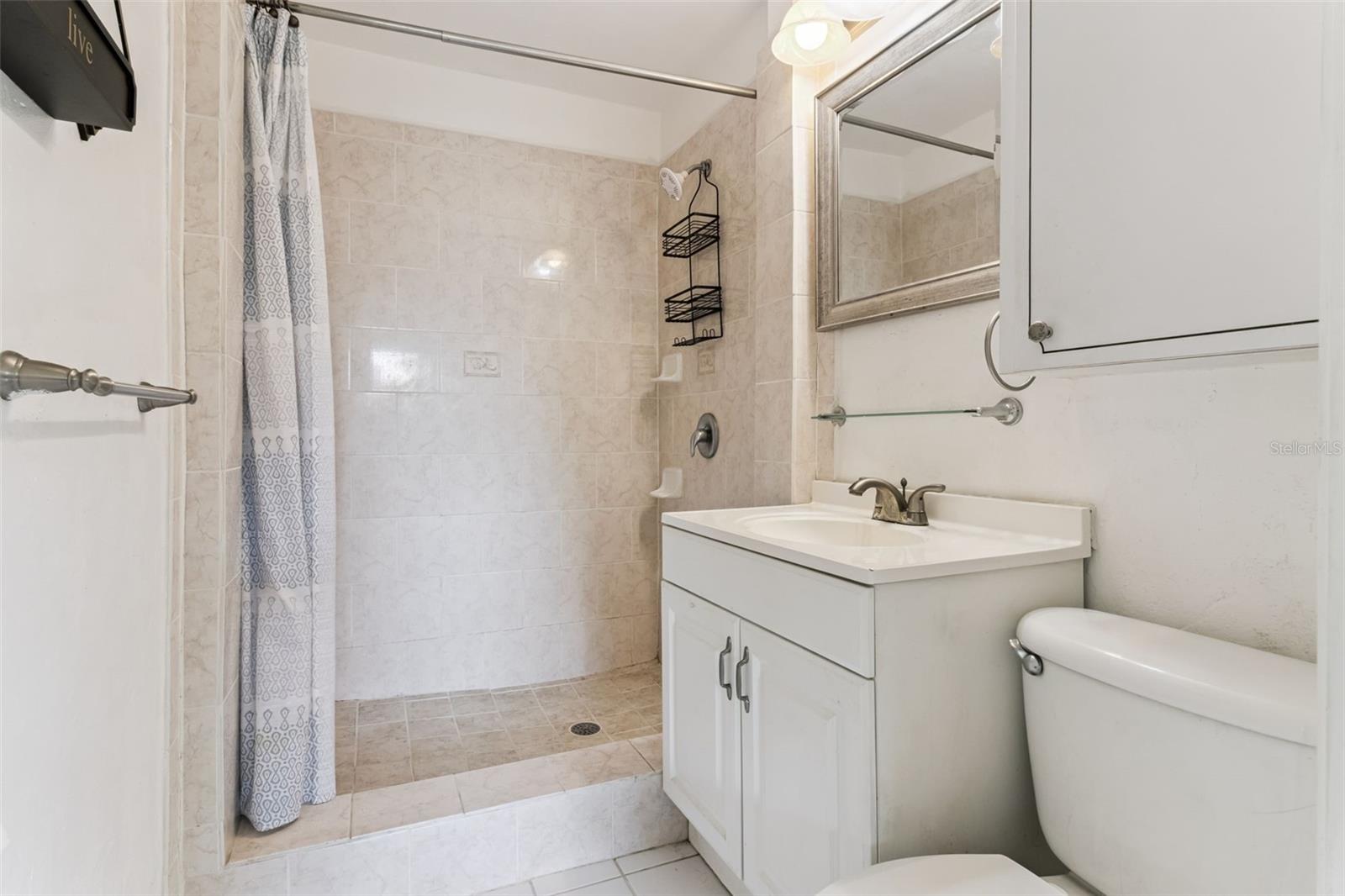 TROPICAL HIGHLANDS AMD - Residential