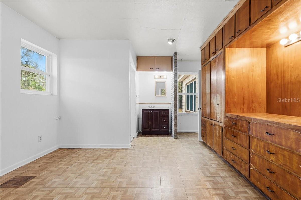 CENTRAL PARK - Residential