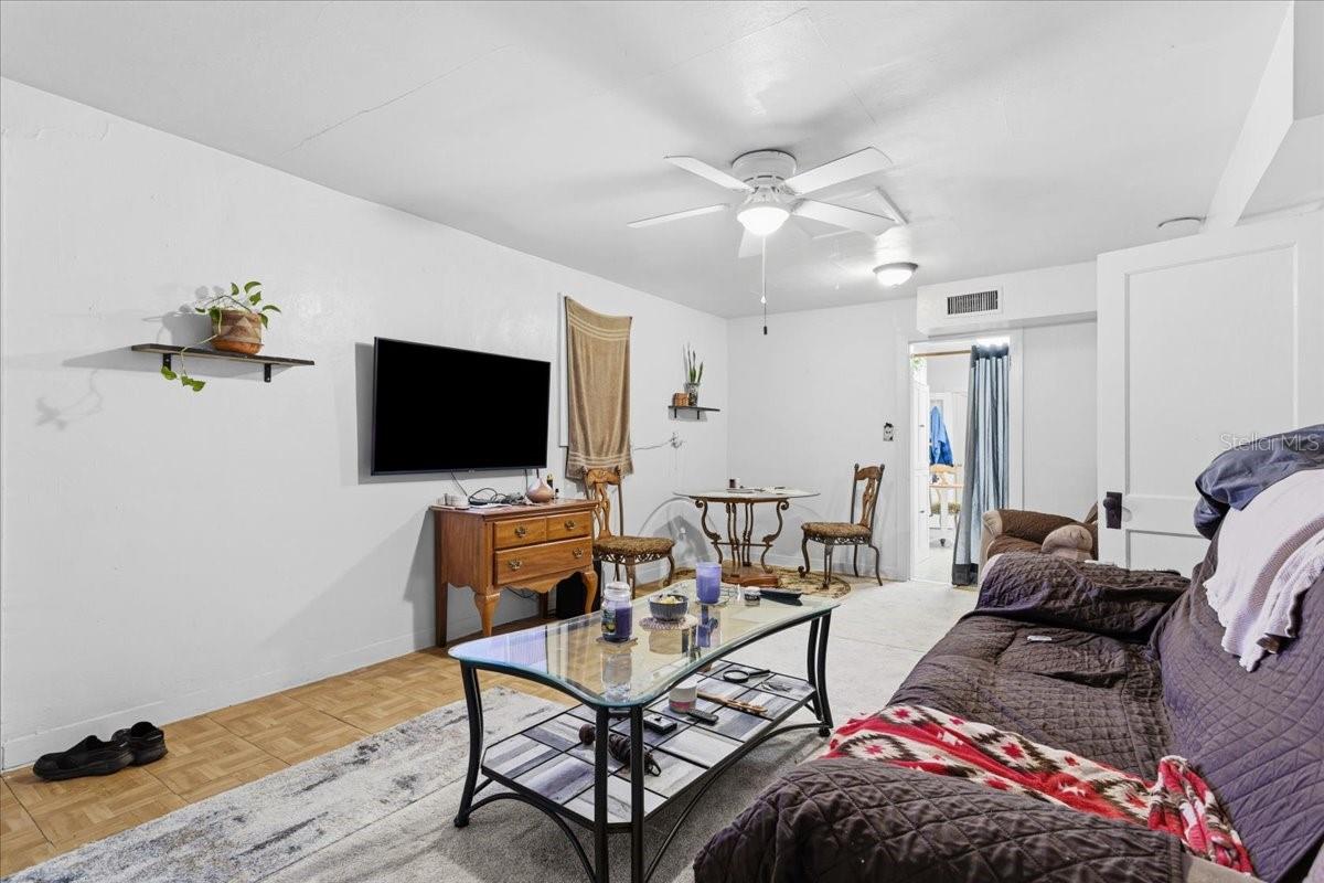 CENTRAL PARK - Residential