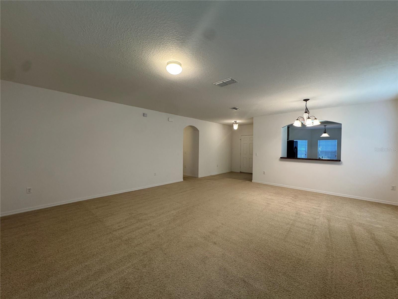 BARRINGTON ESTATES - Residential Lease