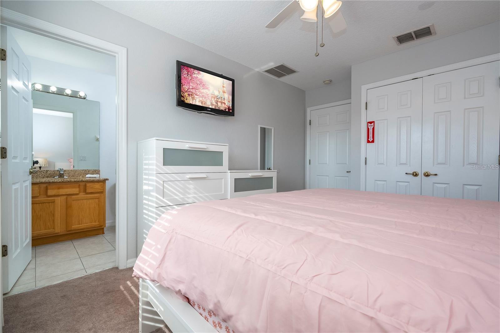 ENCANTADA PH 1 - Residential