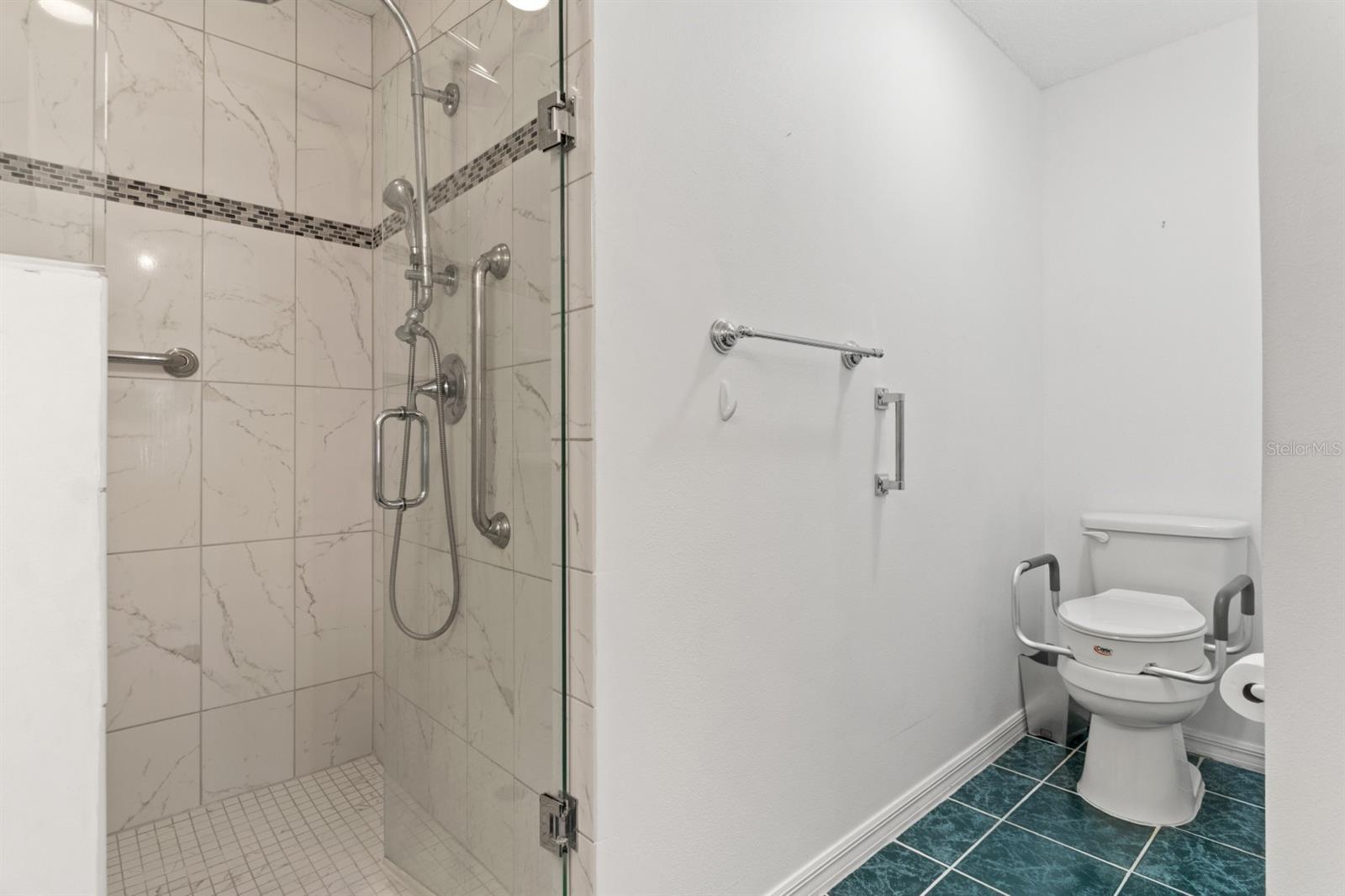 ON TOP OF THE WORLD PRCL C - Residential