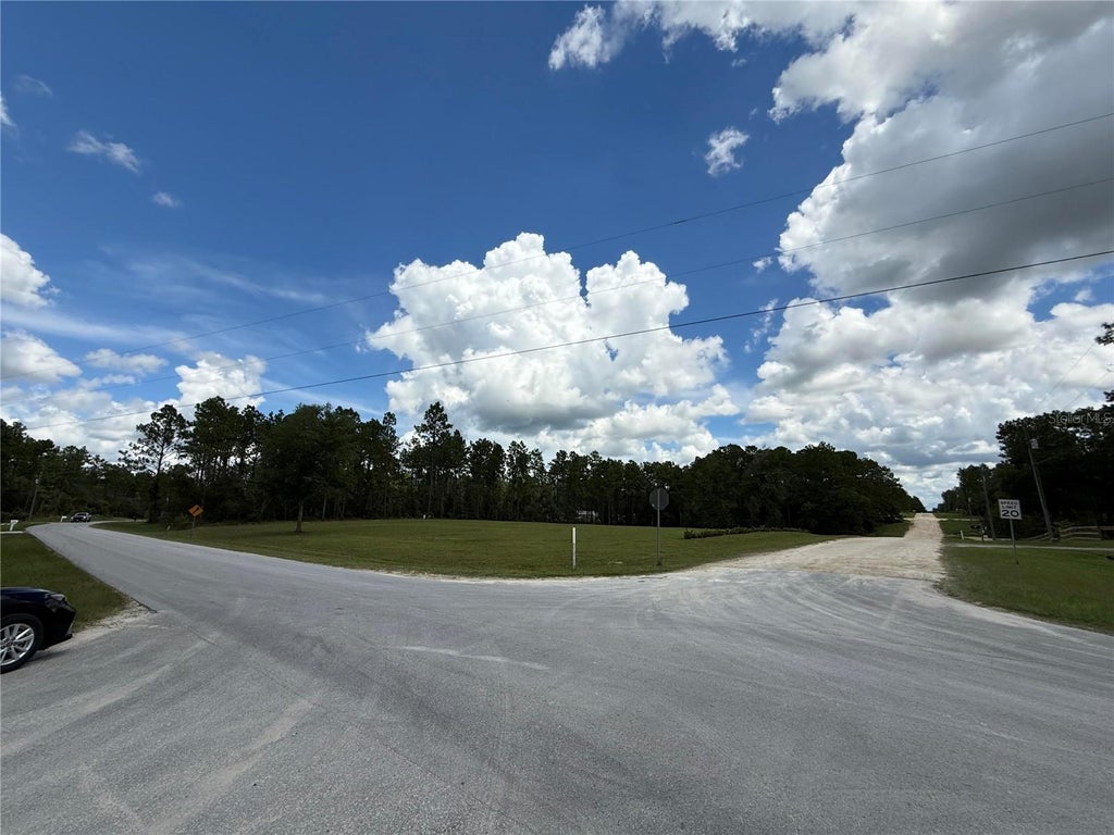 Photo of 7267 SW 129th Terrace Road, Ocala, FL 34481 (MLS # O6439813)