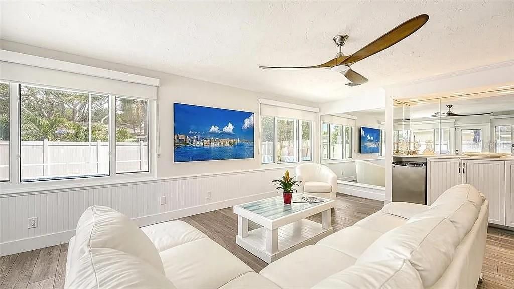 Photo of 1857 Tulip Drive, Sarasota, FL 34239 (MLS # A4659958)