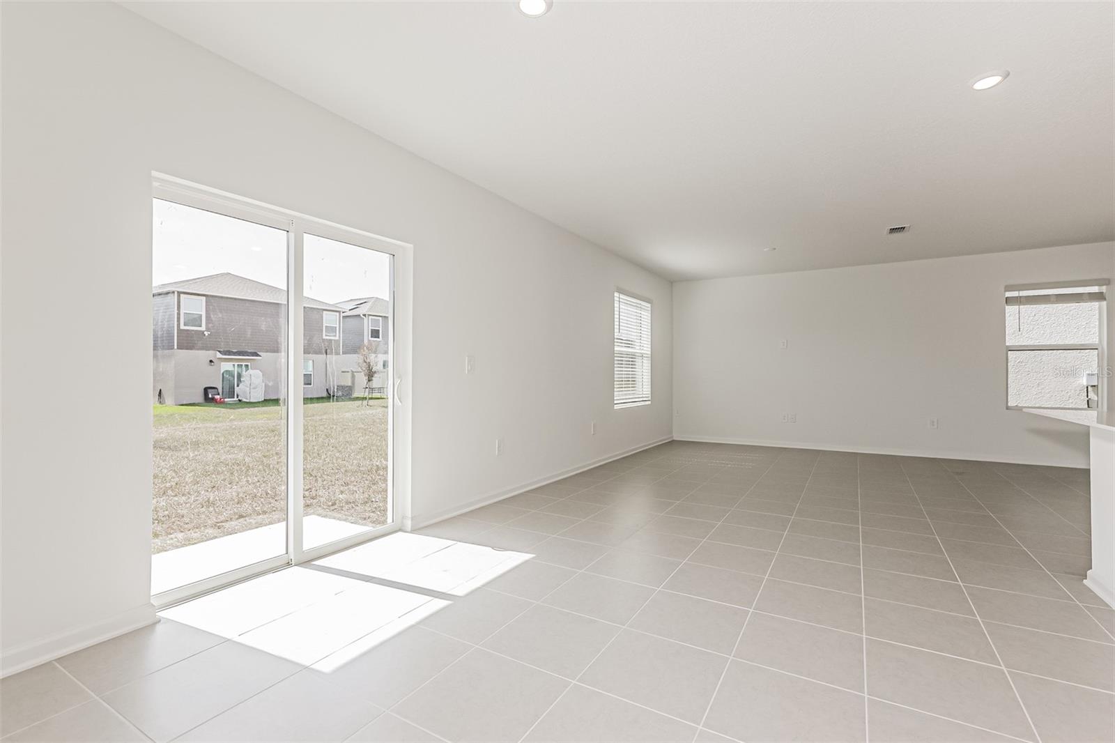 HUNT CLUB/LK WALES PH 1 - Residential Lease